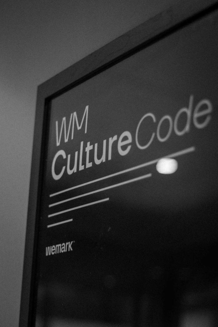 GROWTH MARKETING & DATA