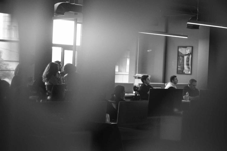 SOCIAL MEDIA & CONTENT